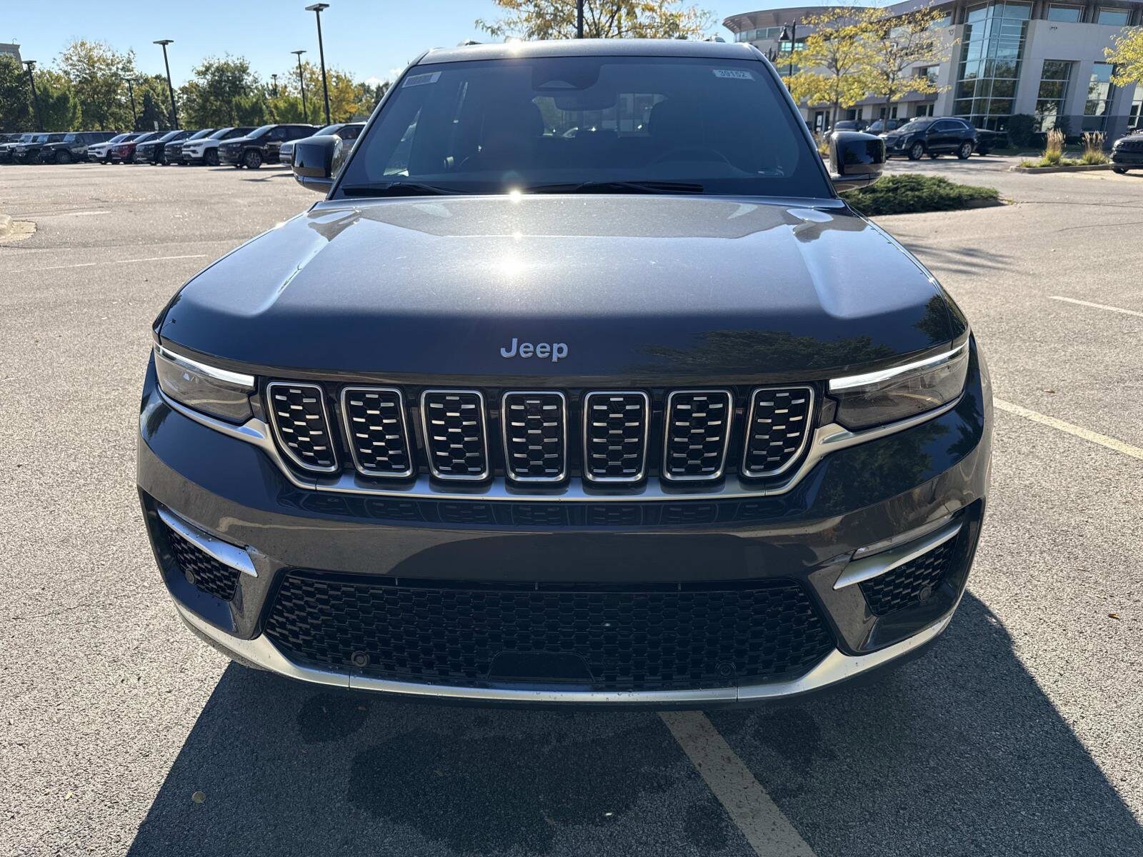 2025 Jeep Grand Cherokee Summit Reserve photo 2