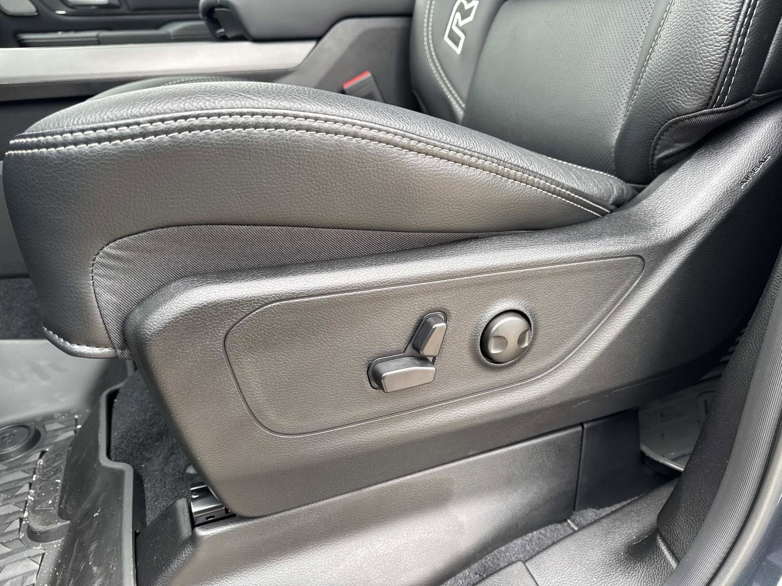 2026 RAM 1500 Rebel - Photo 20