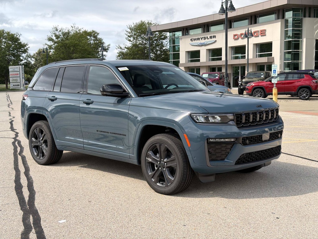 New 2027 Jeep Grand Cherokee 2 Row LIMITED 4X4 Sport Utility