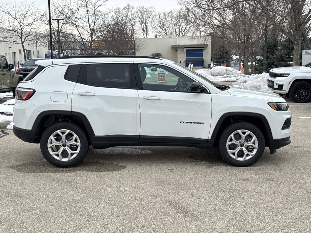 New 2026 Jeep Compass LATITUDE 4X4 Sport Utility