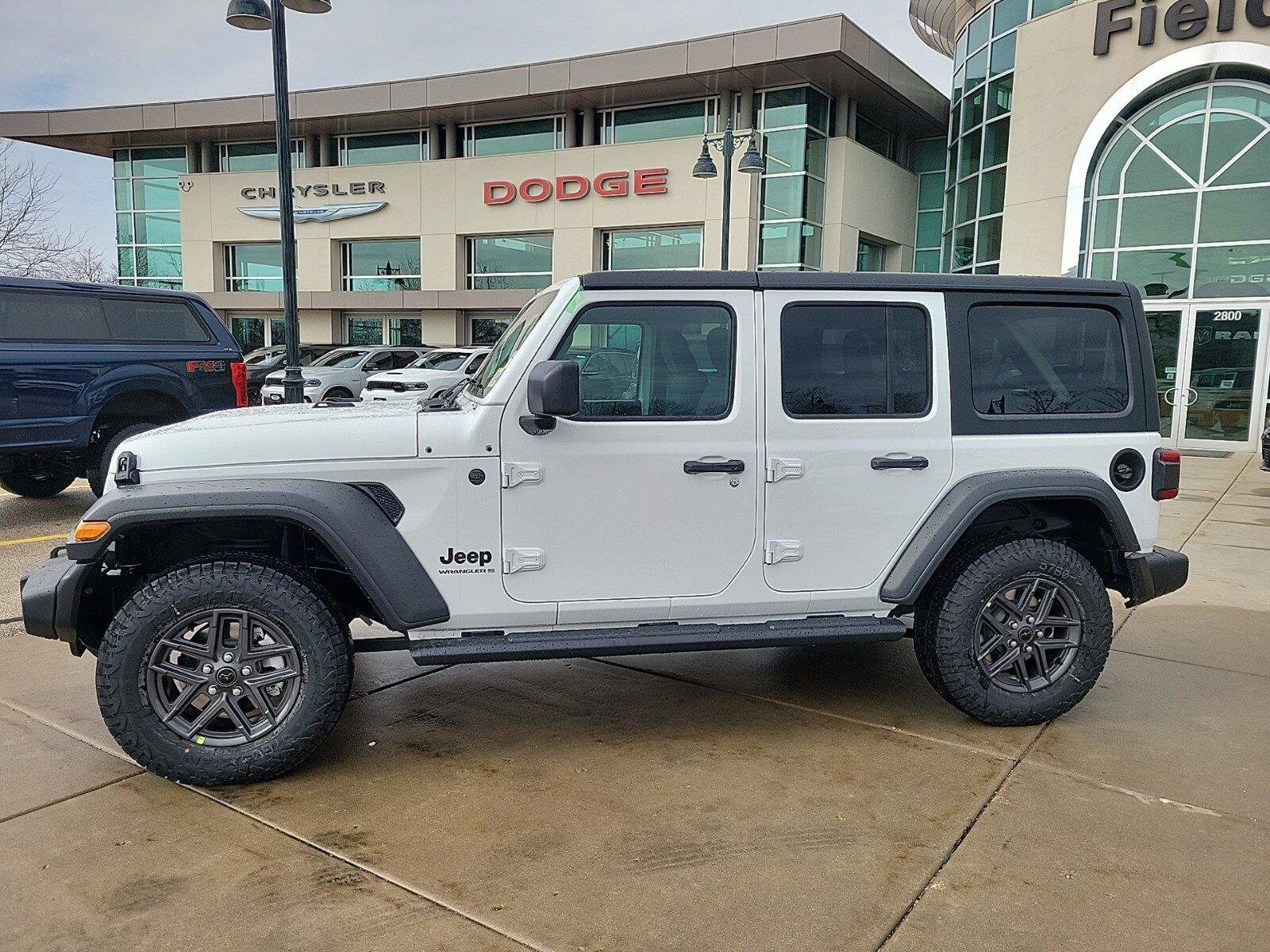 2025 Jeep Wrangler Sport S photo 2