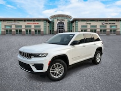 2025 Jeep Grand Cherokee LAREDO X 4X4 Sport Utility
