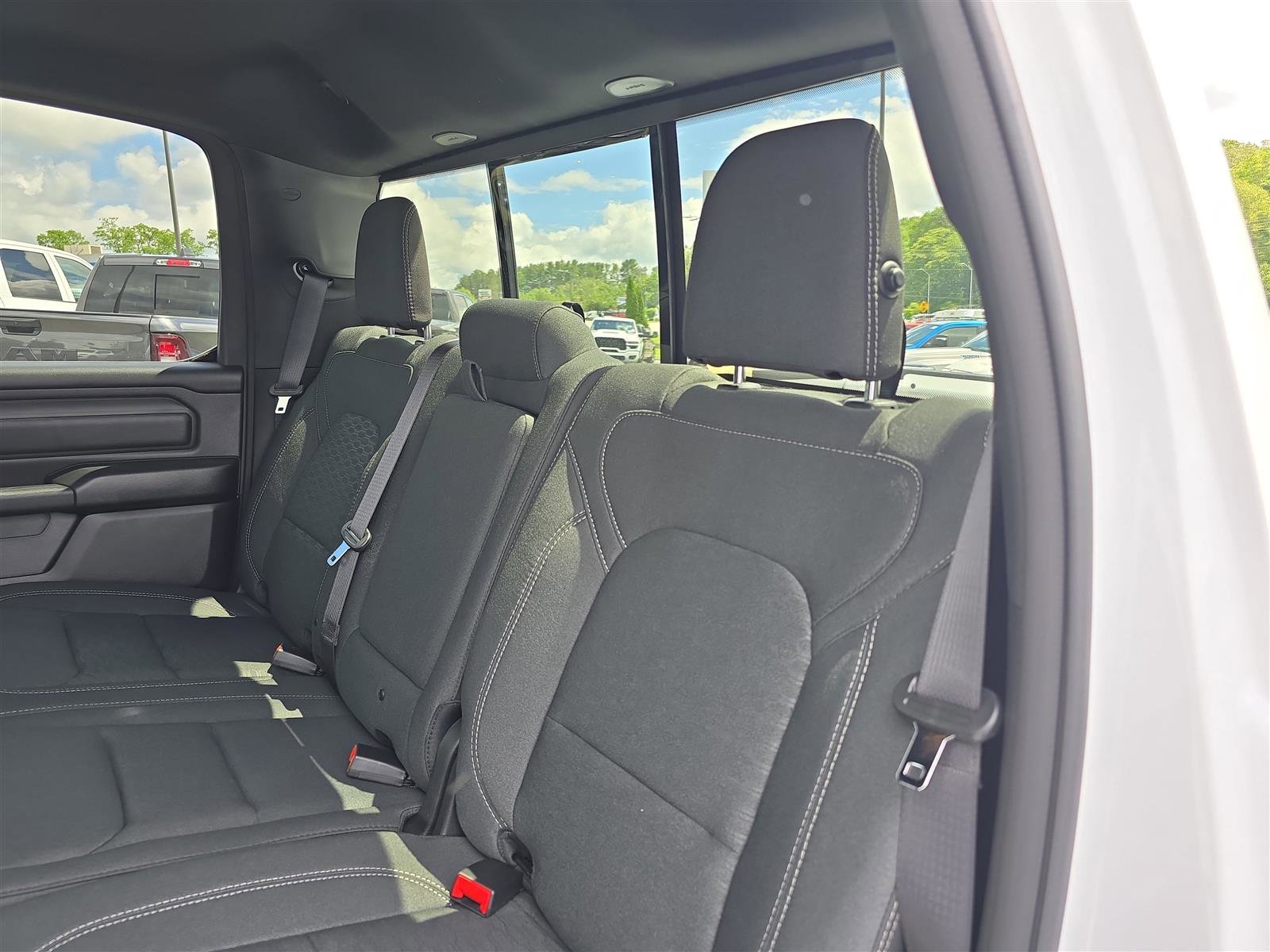 2025 RAM 1500 Tradesman - Photo 15