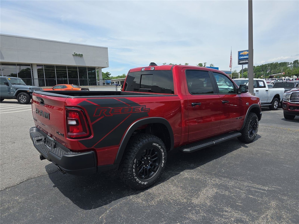 New 2026 Ram 1500 REBEL CREW CAB 4X4 5'7 BOX Pickup