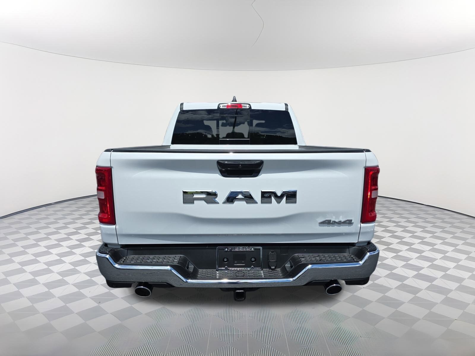 2025 Ram 1500 Tradesman photo 4