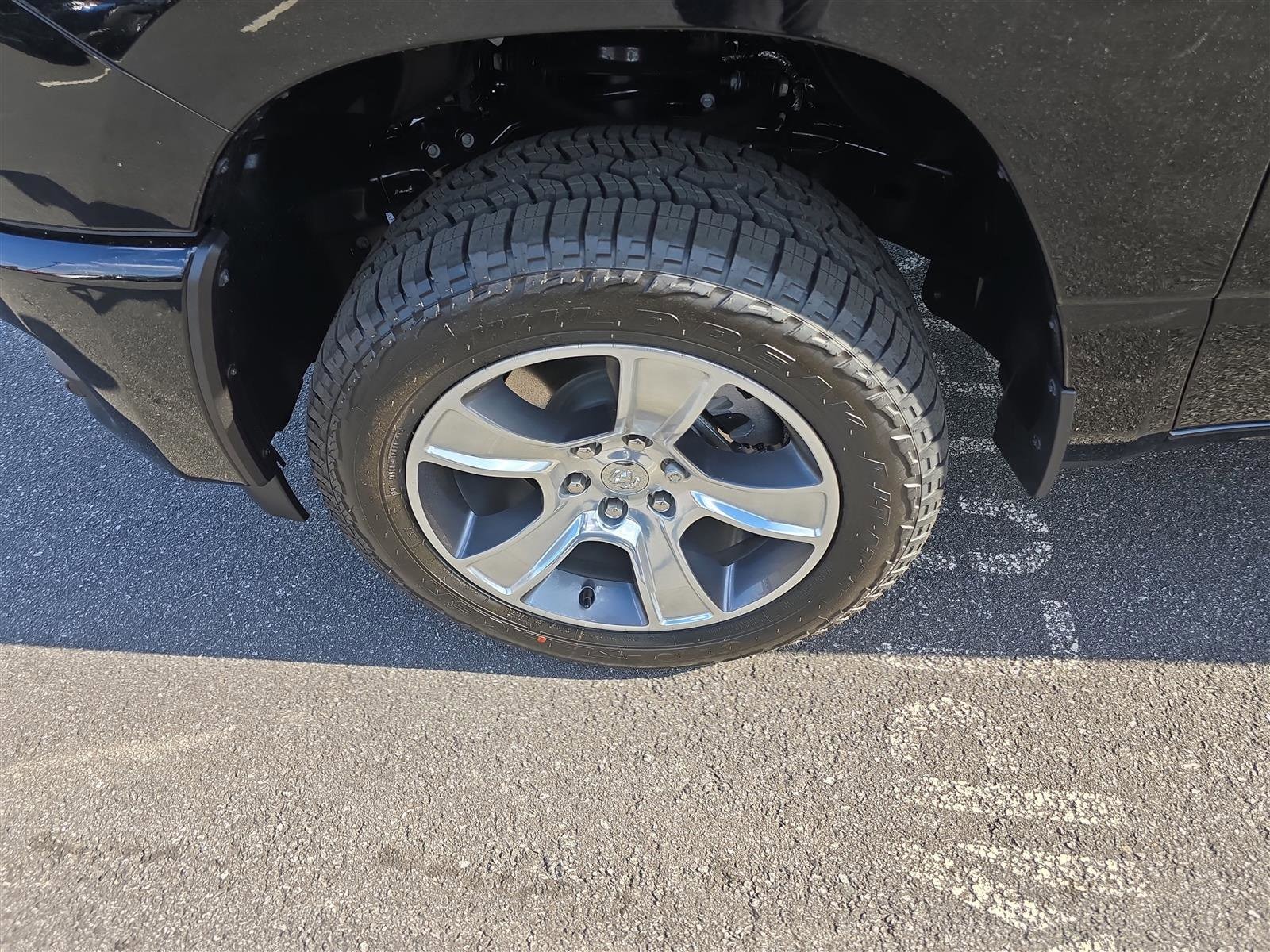 2025 RAM 1500 Tradesman - Photo 11