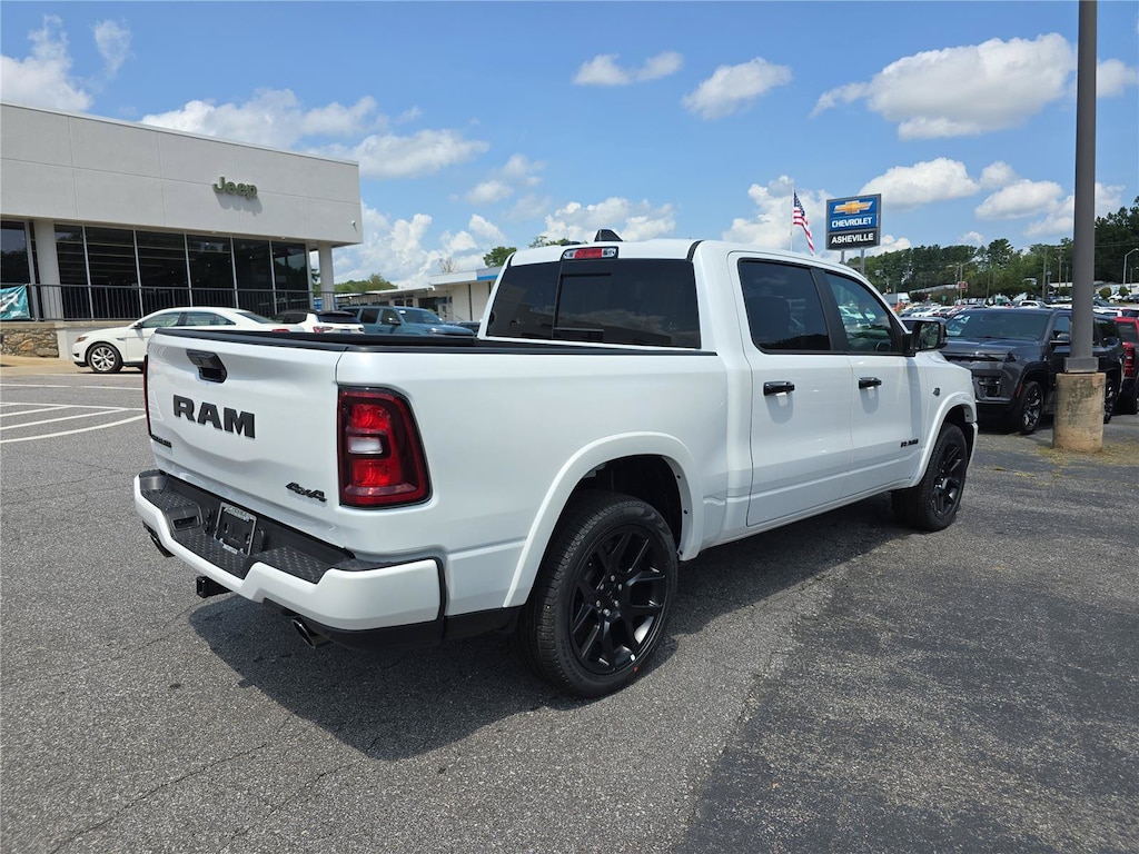 New 2026 Ram 1500 LARAMIE CREW CAB 4X4 5'7 BOX Pickup