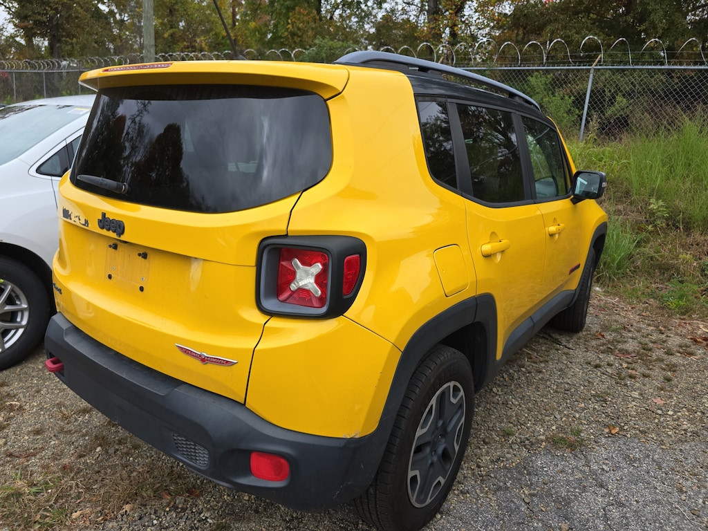 Used 2015 Jeep Renegade Trailhawk SUV