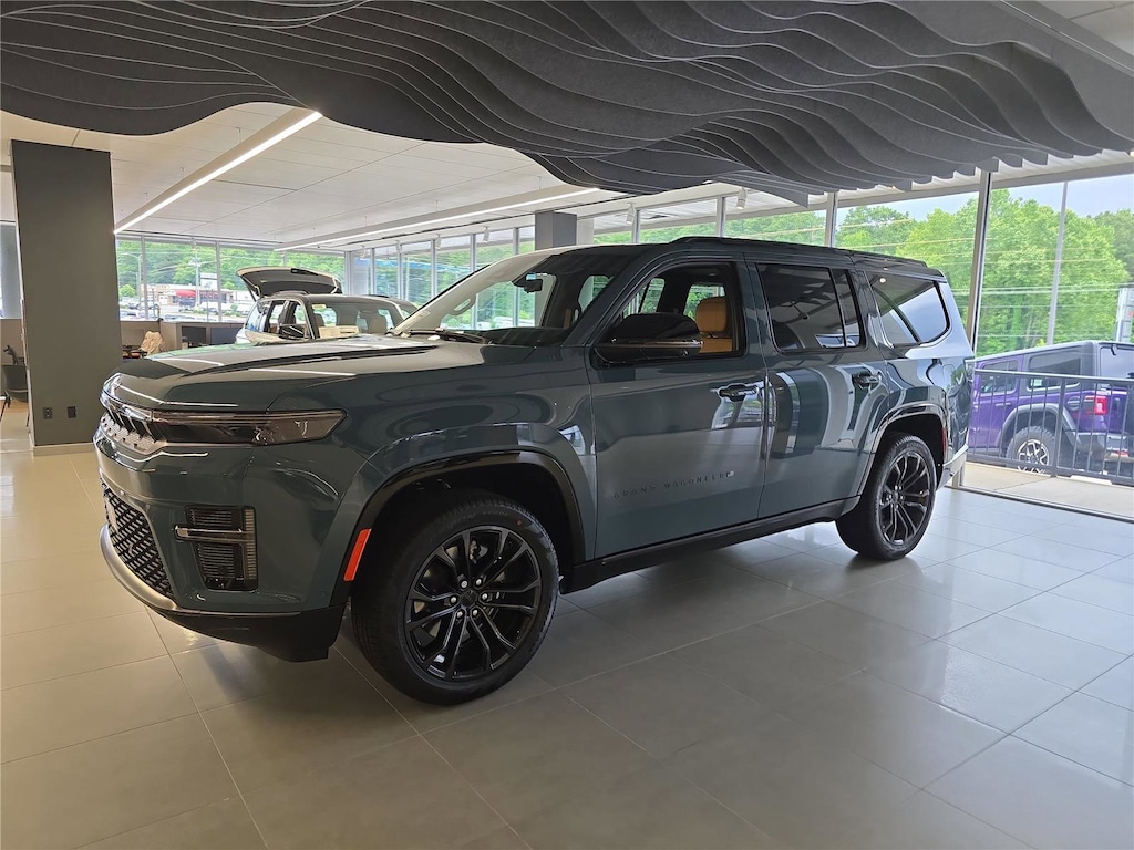 New 2026 Jeep Grand Wagoneer SUMMIT RESERVE 4X4 Sport Utility