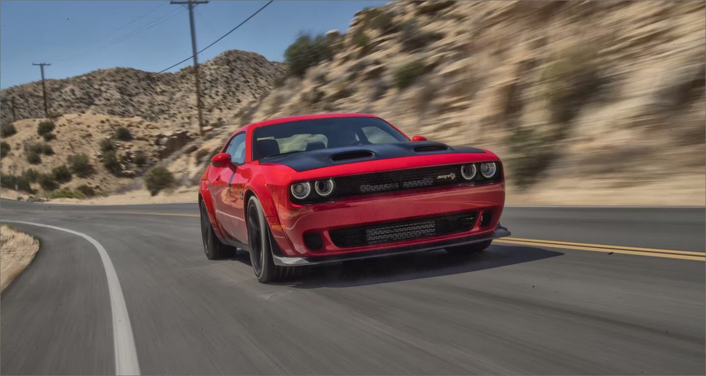 2023-dodge-challenger-piping-up.jpg