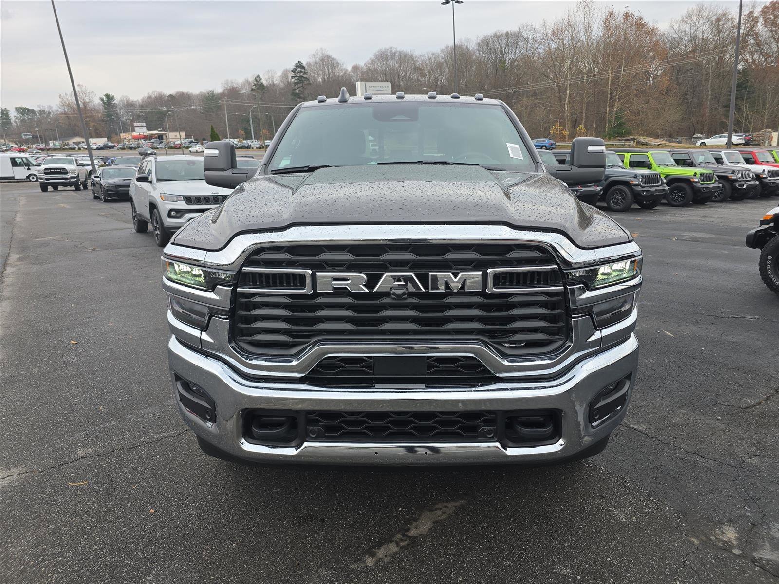 2026 RAM 3500 Tradesman - Photo 9
