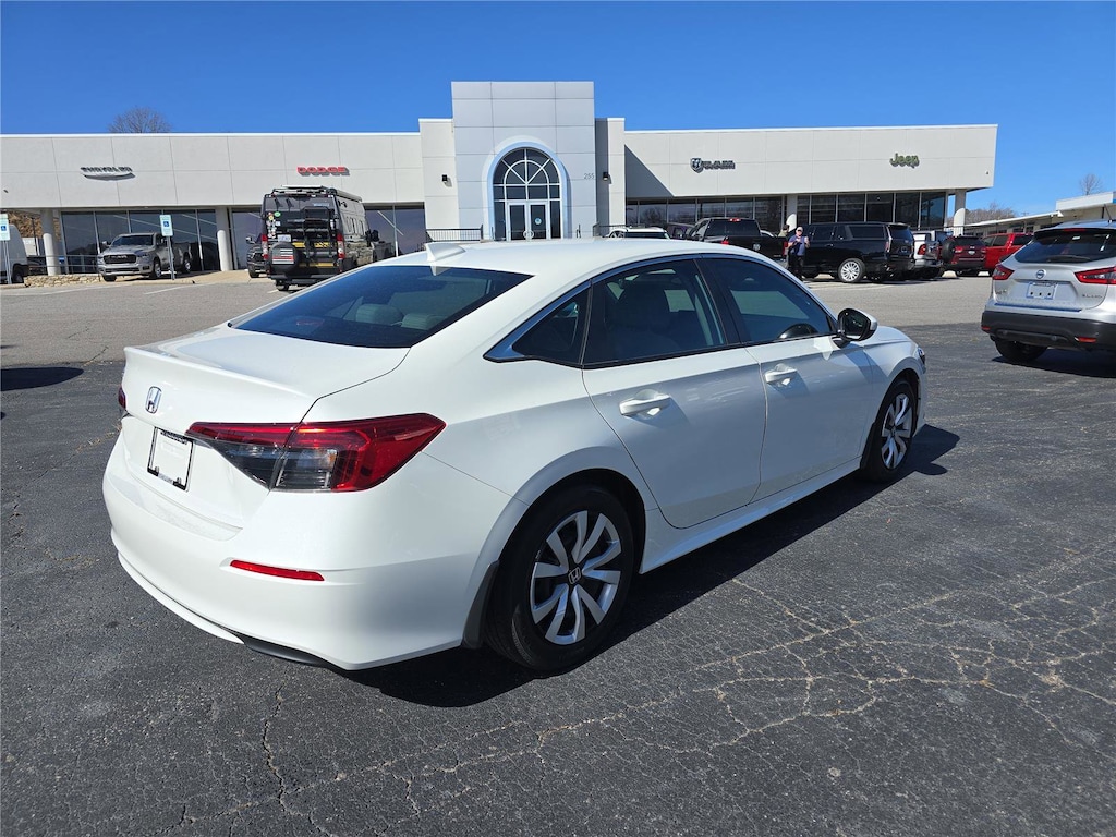 Used 2022 Honda Civic LX Sedan