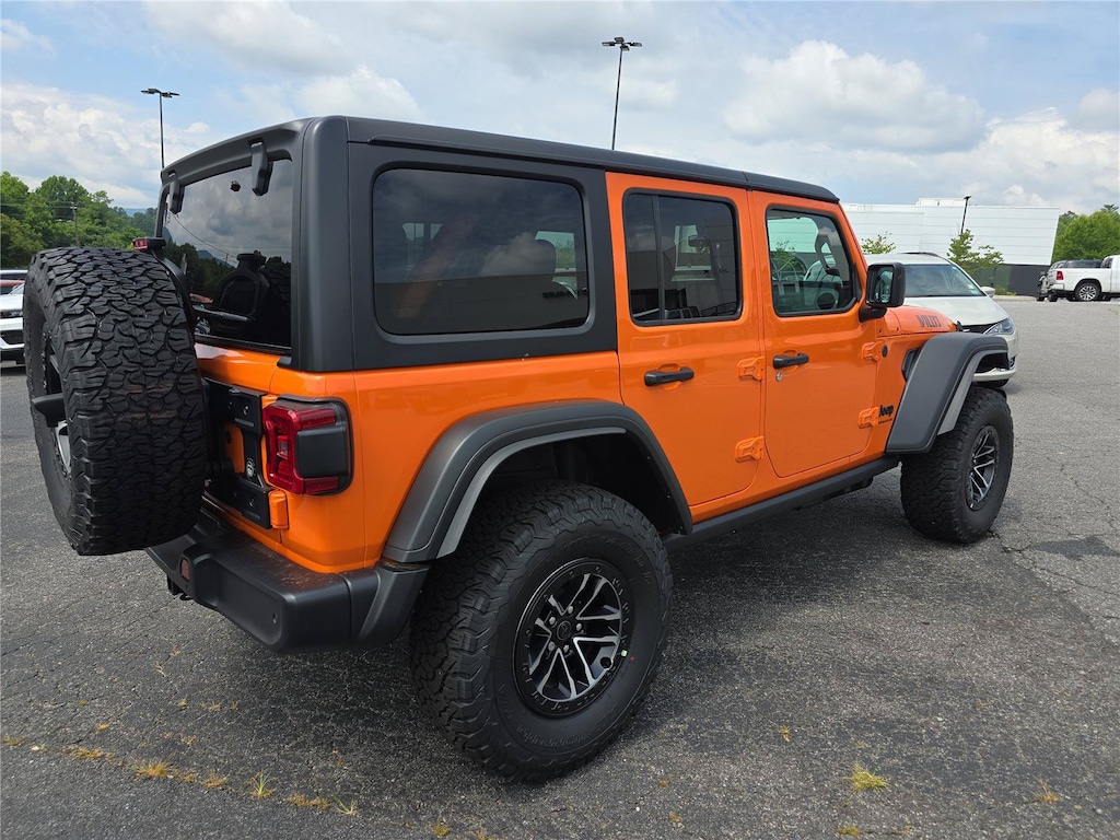 New 2026 Jeep Wrangler 4-DOOR WILLYS Sport Utility