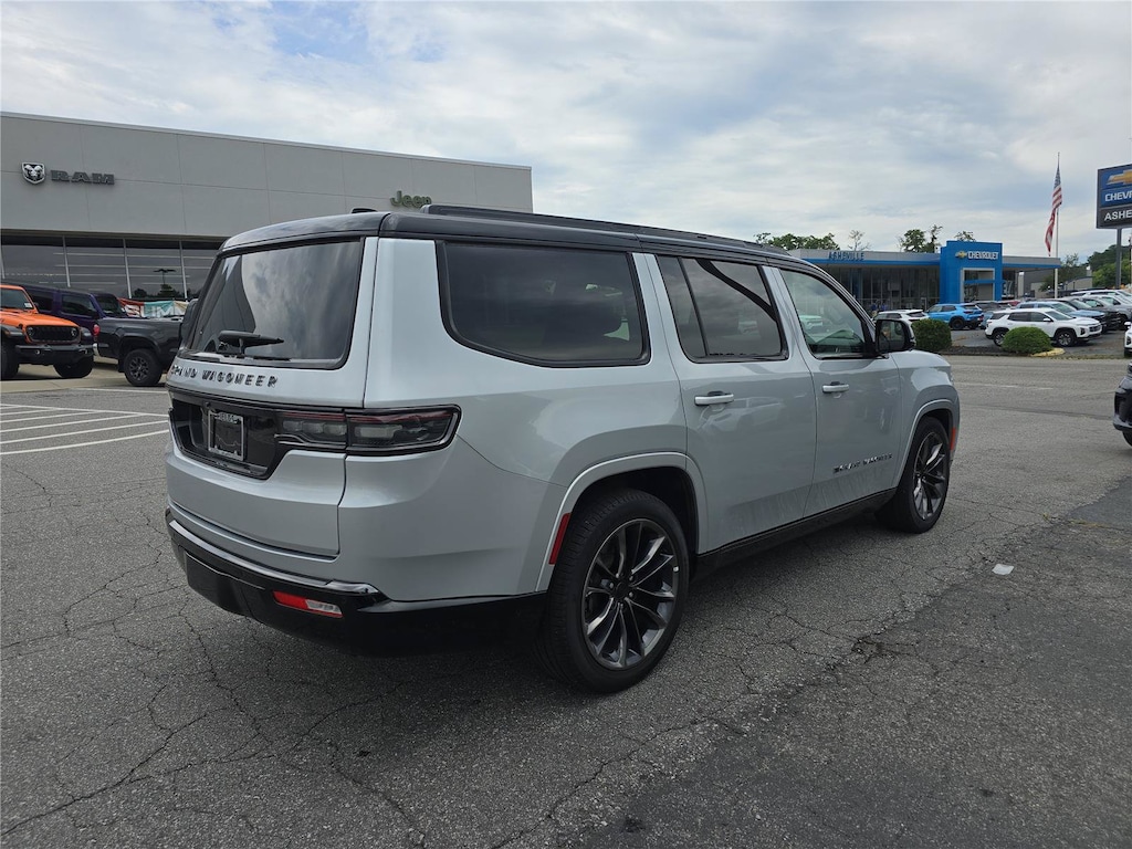 Used 2025 Jeep Grand Wagoneer Series II SUV