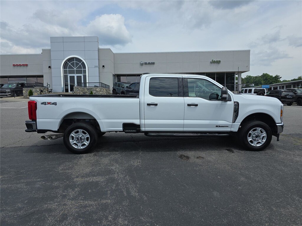 Used 2025 Ford F-250SD XLT Truck
