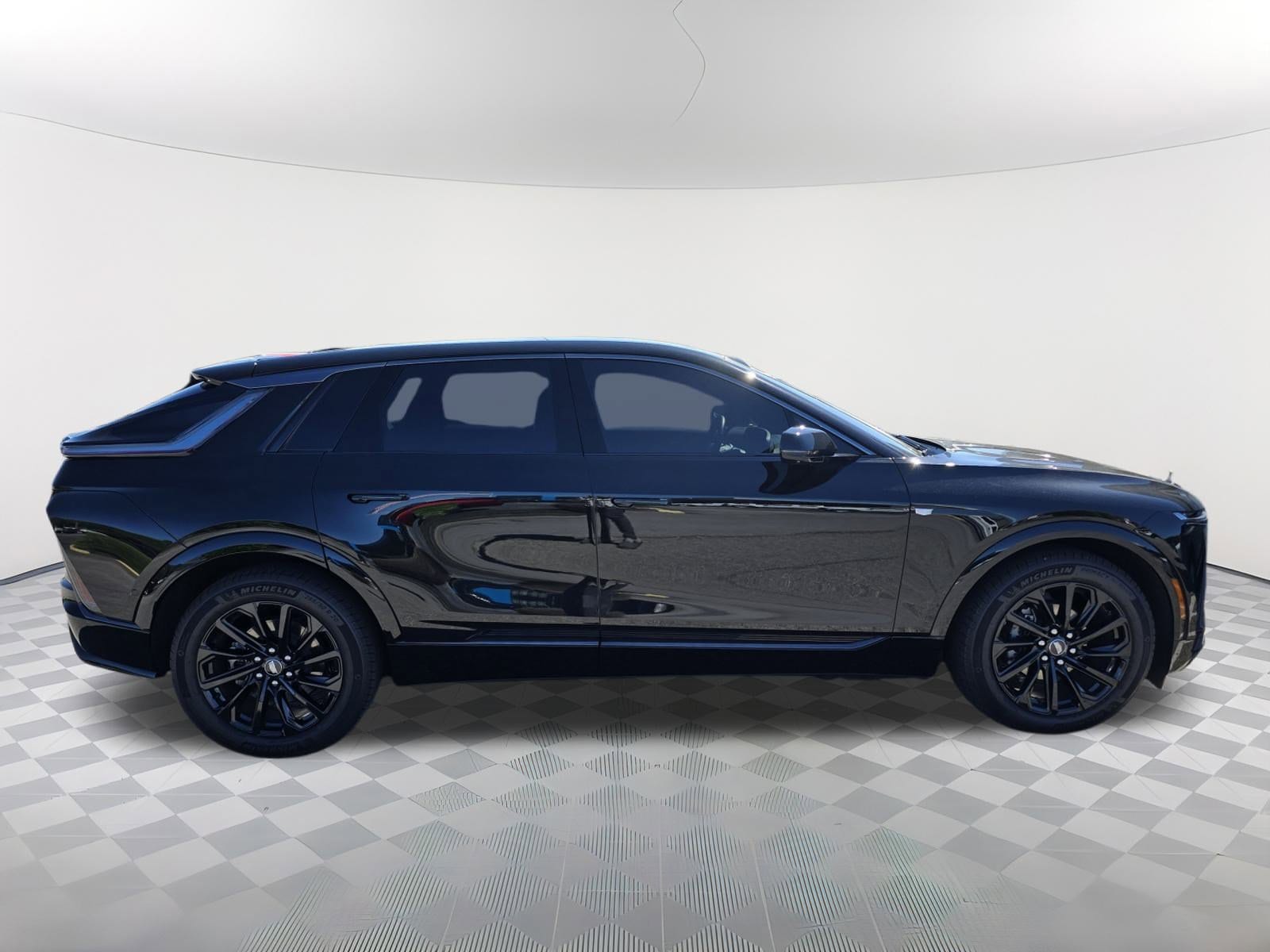 Used 2024 Cadillac LYRIQ Sport 1 with VIN 1GYKPTRL7RZ108279 for sale in Asheville, NC