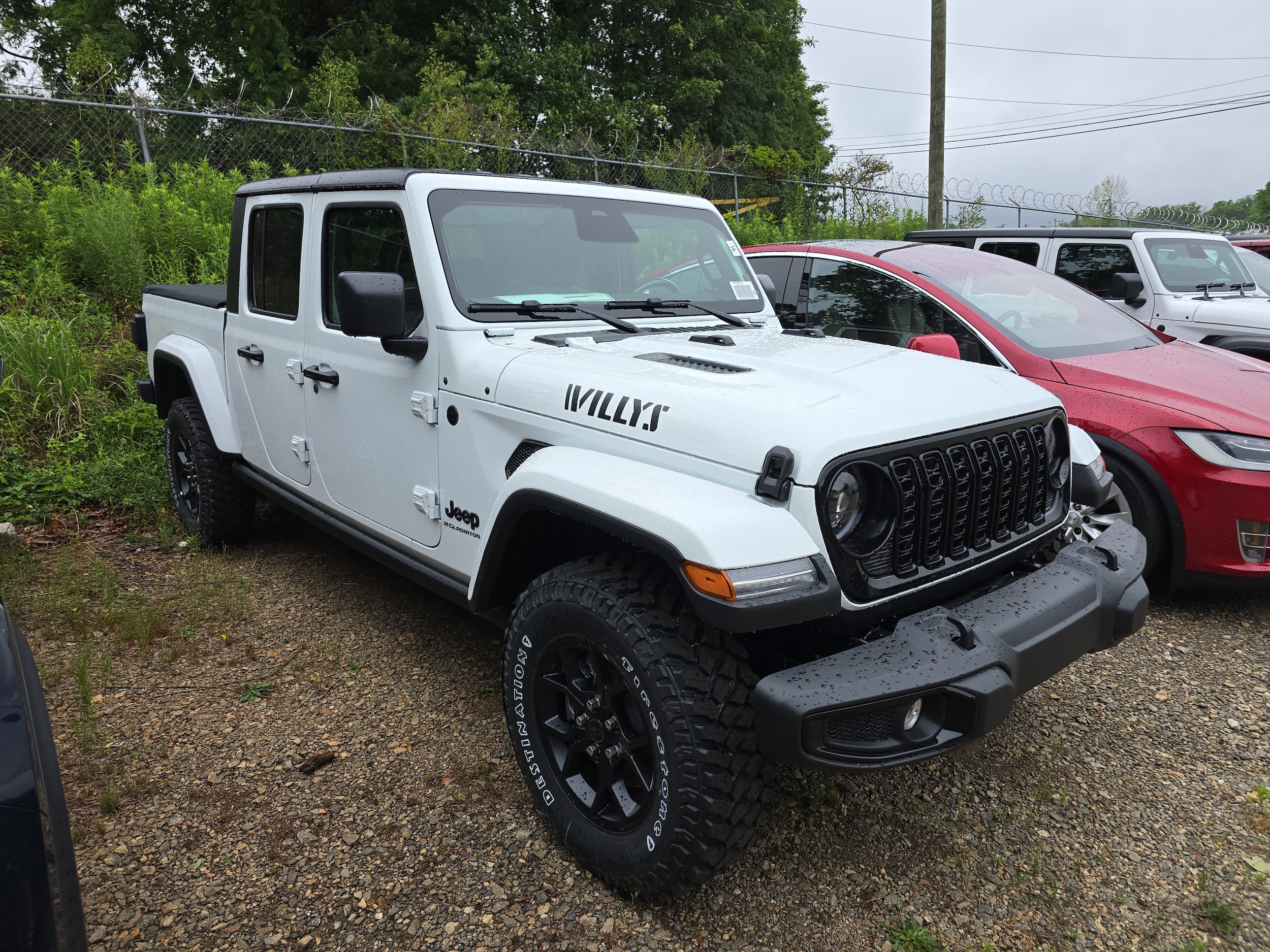 2026 Jeep Gladiator Willys Auto's photo
