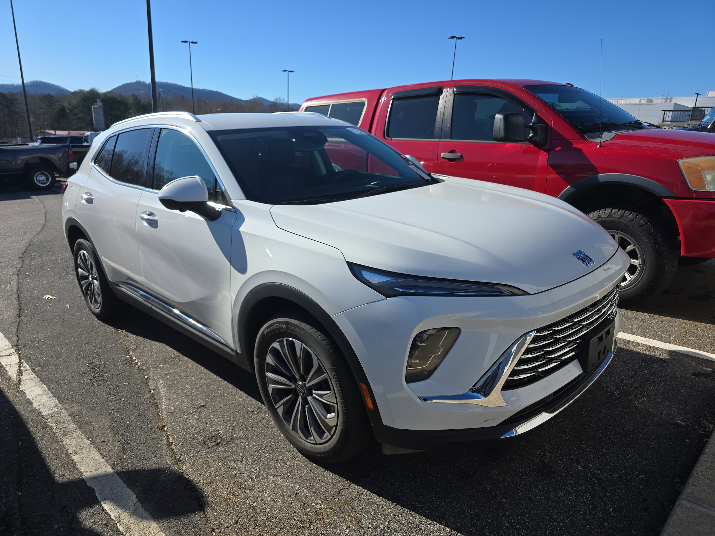 2025 Buick Envision Preferred's photo