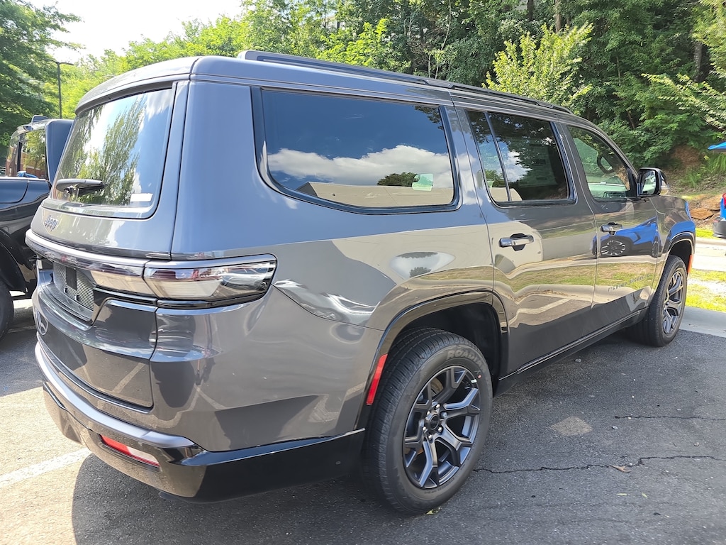 New 2026 Jeep Grand Wagoneer LIMITED ALTITUDE 4X4 Sport Utility