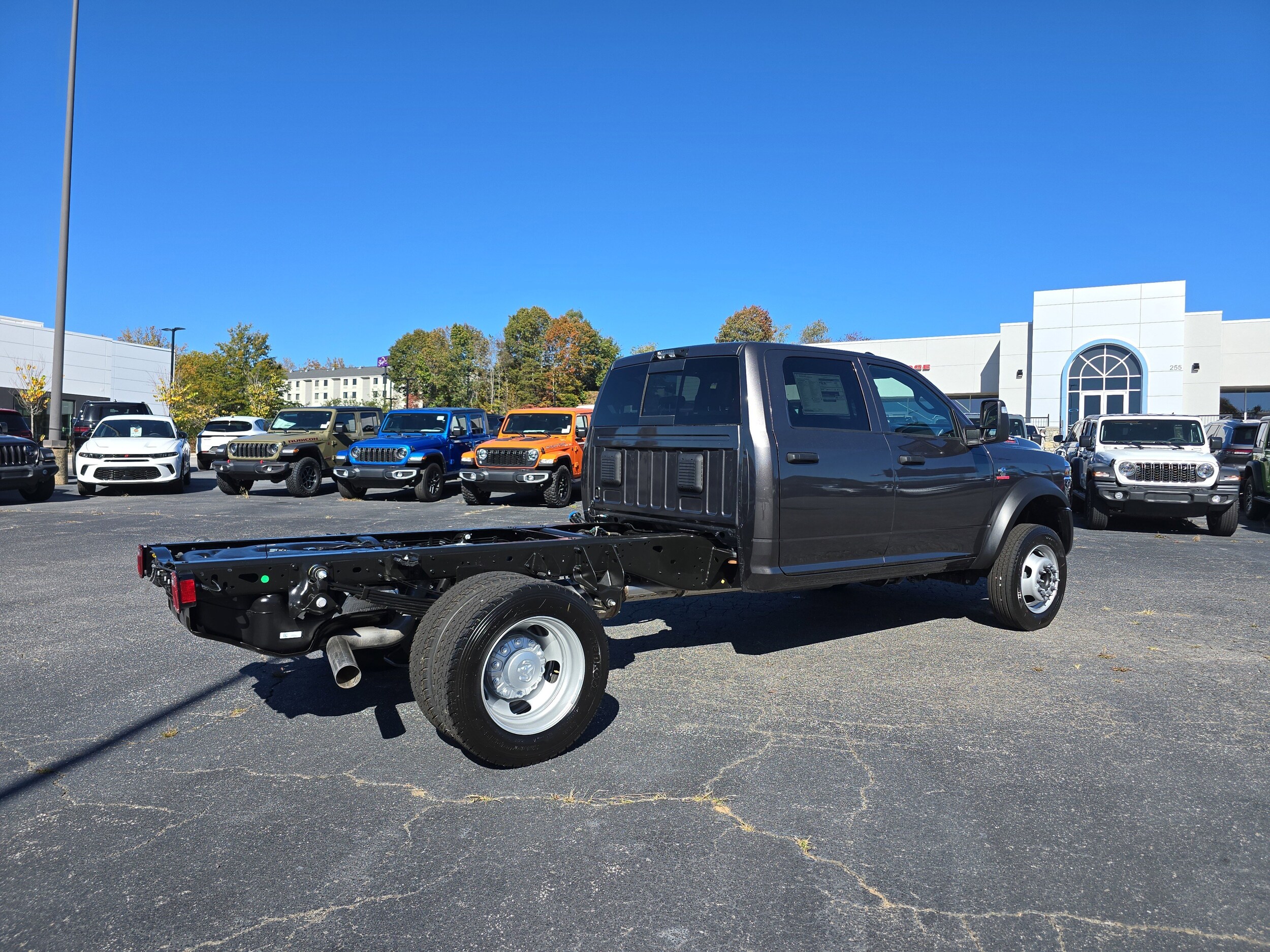 2026 Ram 4500 Tradesman photo 2