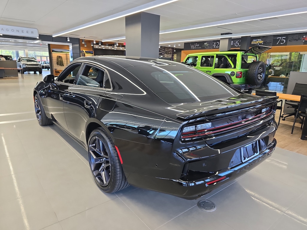 New 2026 Dodge Charger R/T PLUS 4-DOOR AWD Sedan