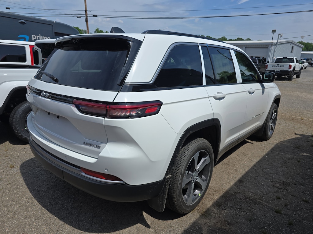 New 2026 Jeep Grand Cherokee LIMITED 4X4 Sport Utility