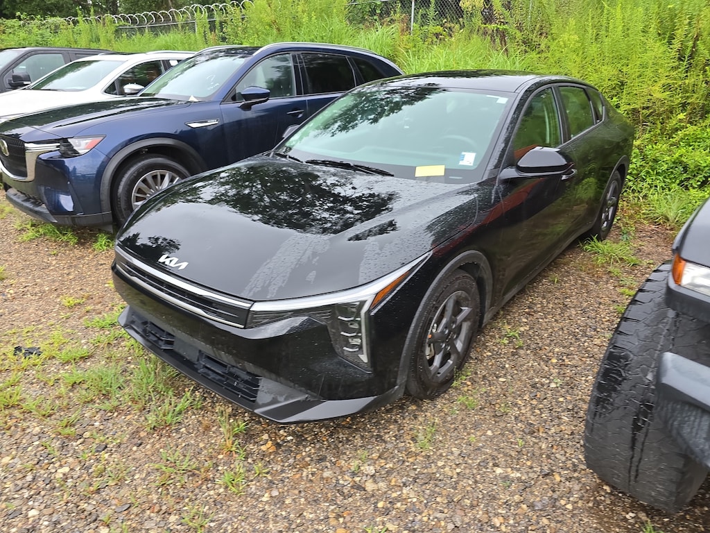 Used 2025 Kia K4 LXS Sedan