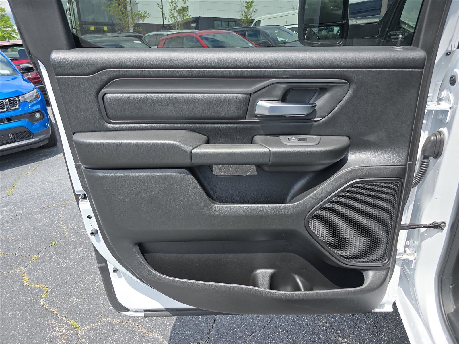 2025 RAM 1500 Tradesman - Photo 14
