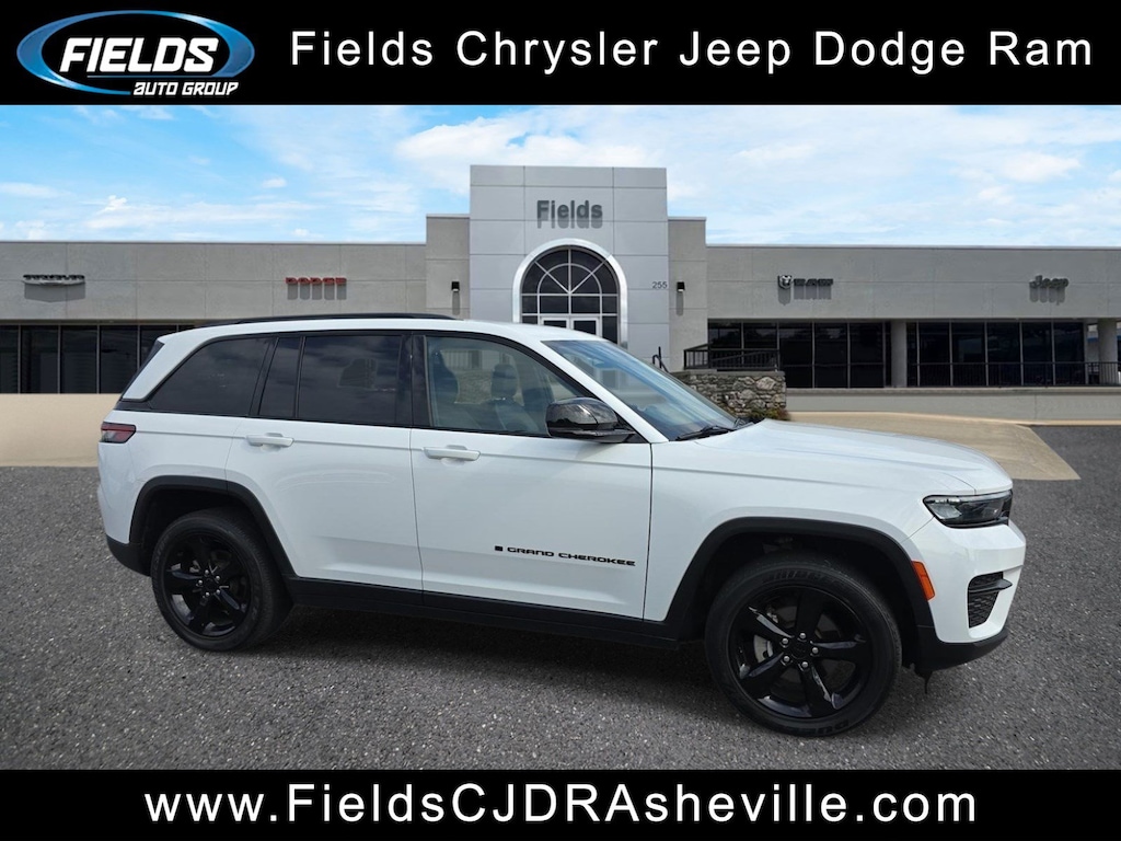 Used 2023 Jeep Grand Cherokee Altitude X SUV