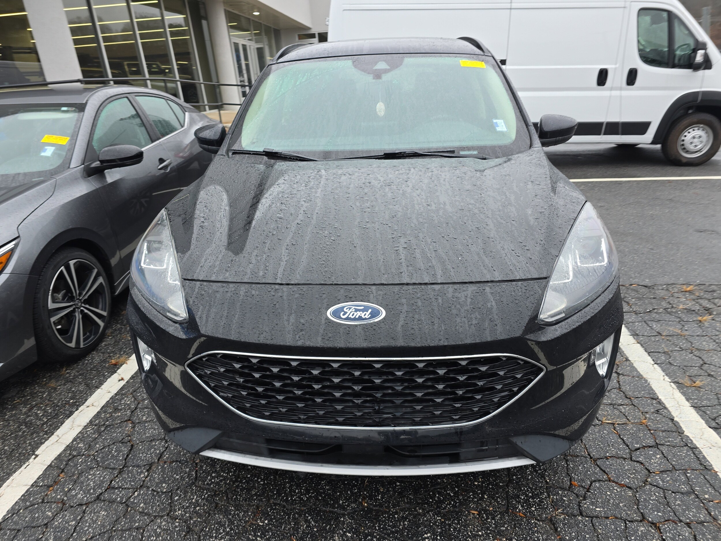 2020 Ford Escape SEL photo 2