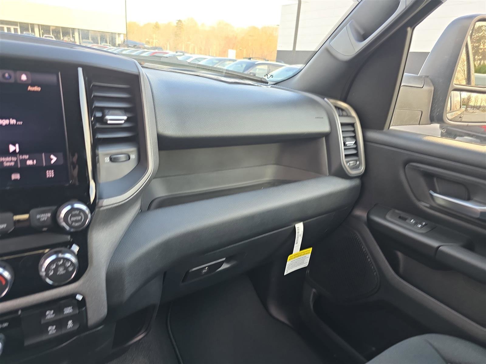2025 RAM 1500 Tradesman - Photo 25