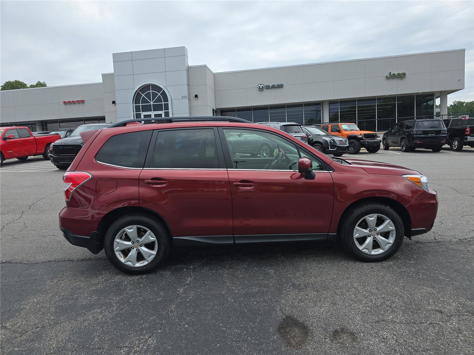 Used 2016 Subaru Forester i Limited with VIN JF2SJAHC2GH439661 for sale in Asheville, NC