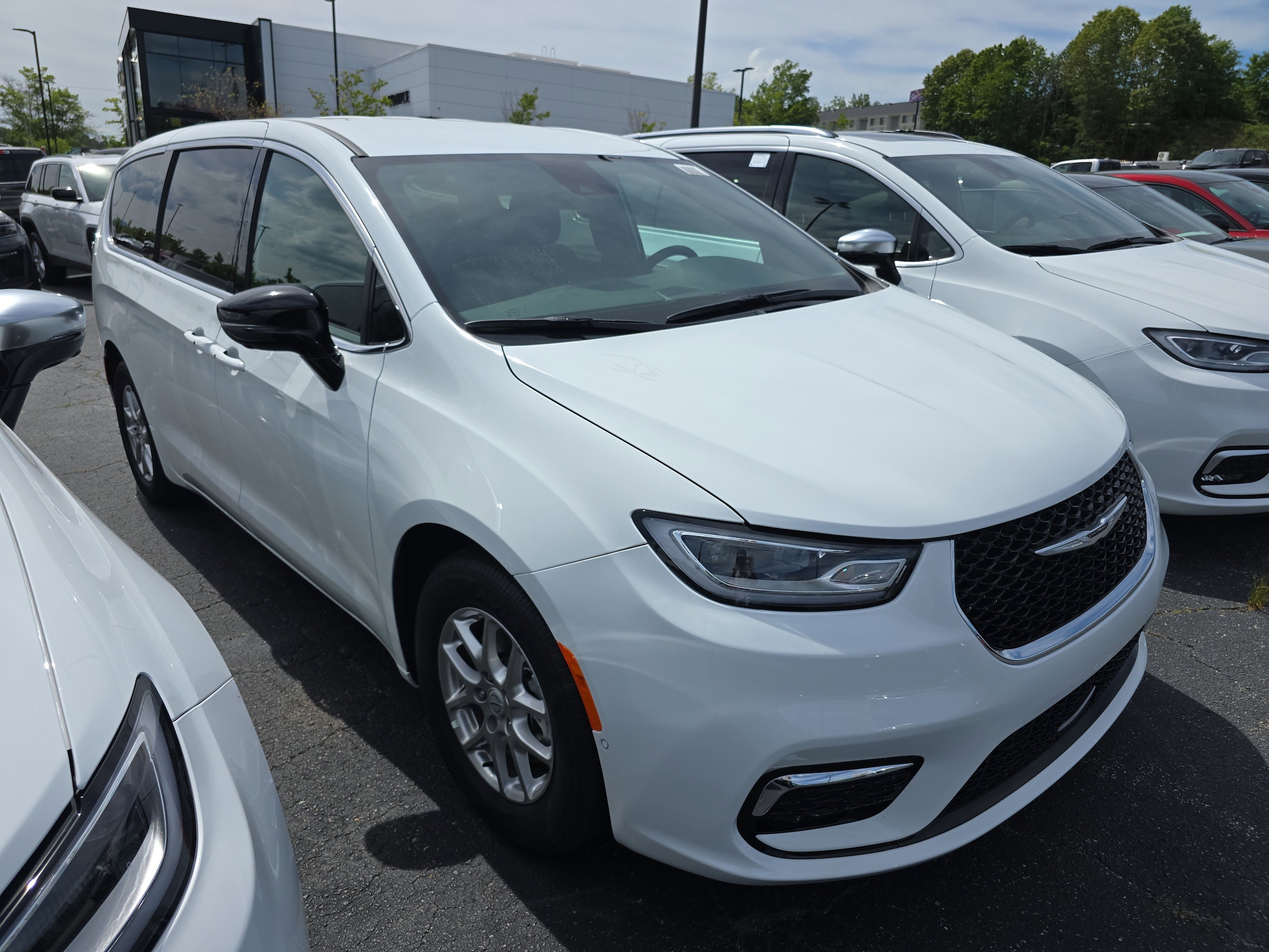 2026 Chrysler Pacifica