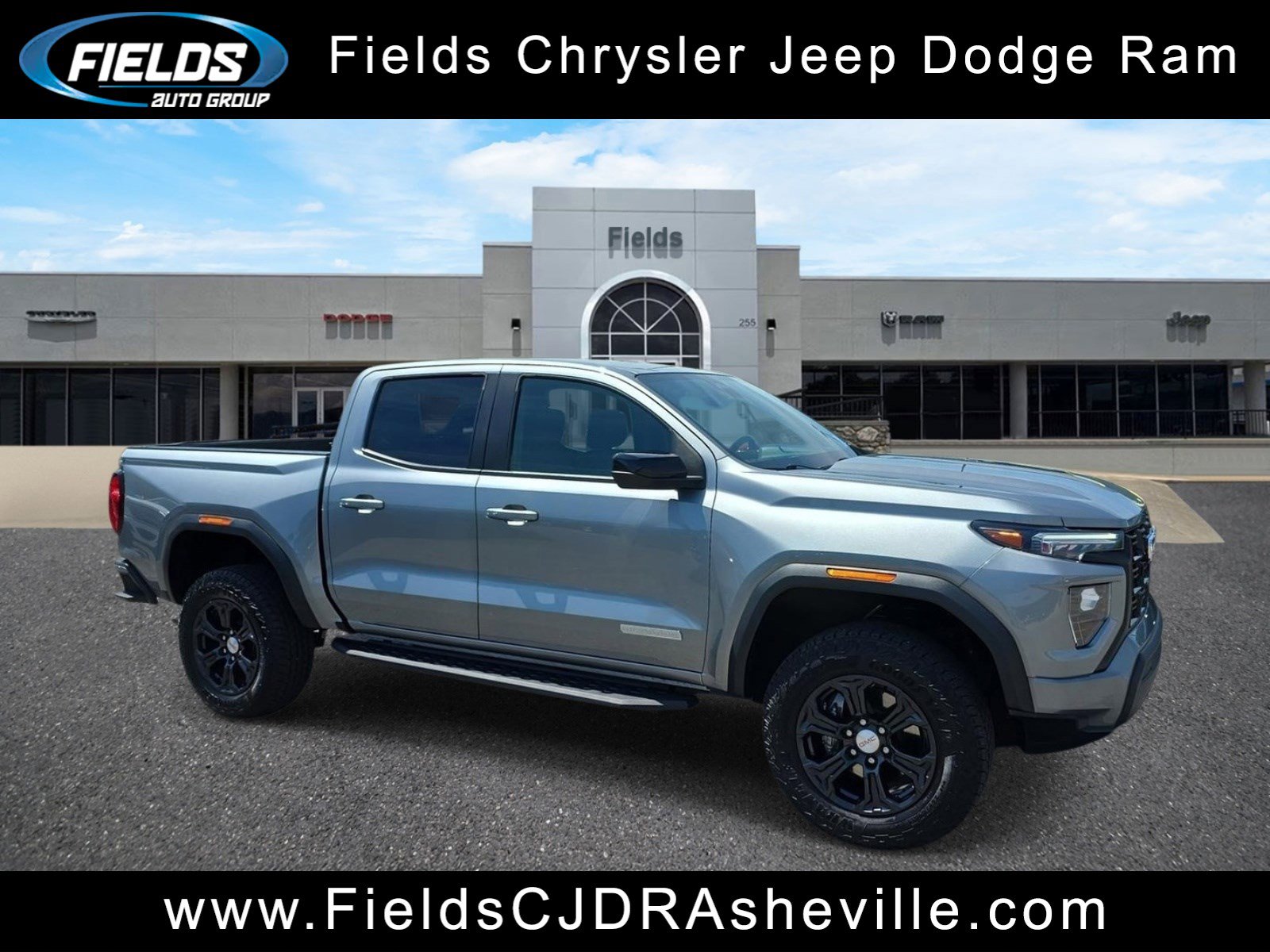 2023 GMC Canyon 2WD Elevation Crew Cab Short Box's photo