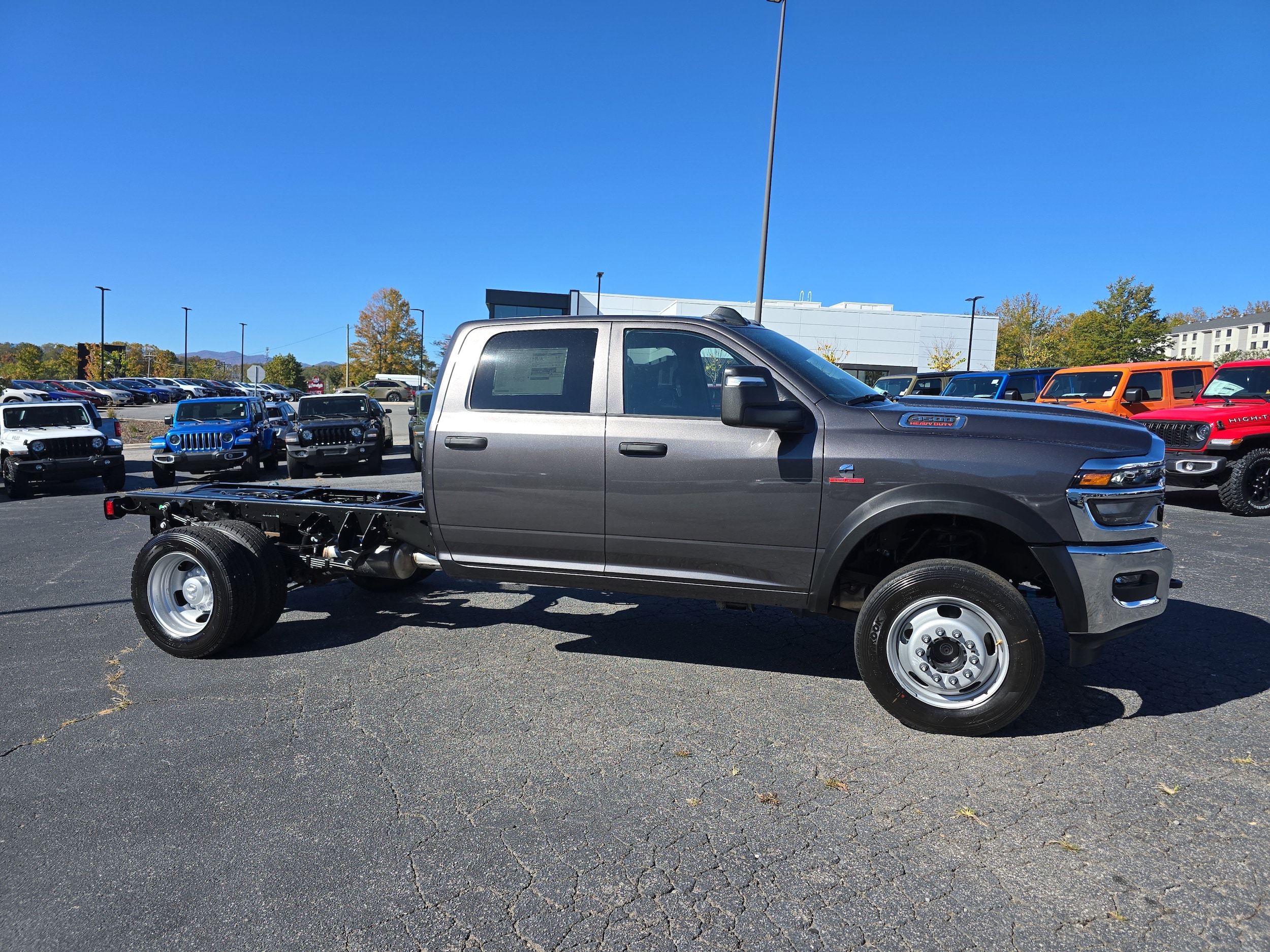 2026 RAM 4500 Tradesman 4X4 Crew Cab DRW 173" WB's photo