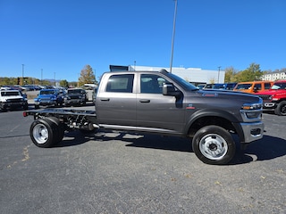 2026 Ram 4500 Chassis Cab TRADESMAN  CREW  4X4 60' CA Pickup