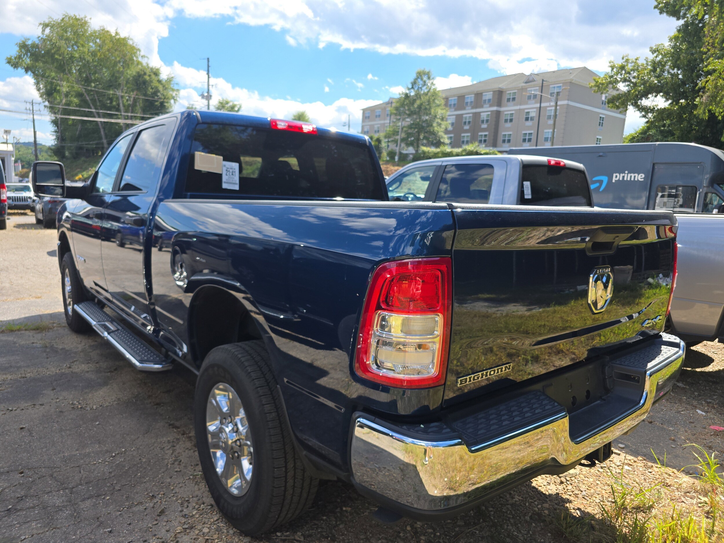 2024 Ram 2500 Big Horn photo 3