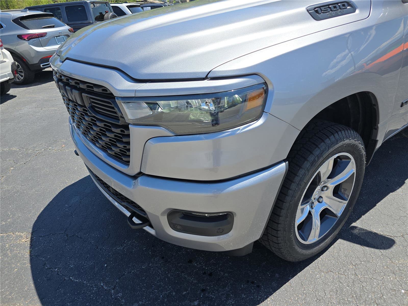 2025 RAM 1500 Tradesman - Photo 10