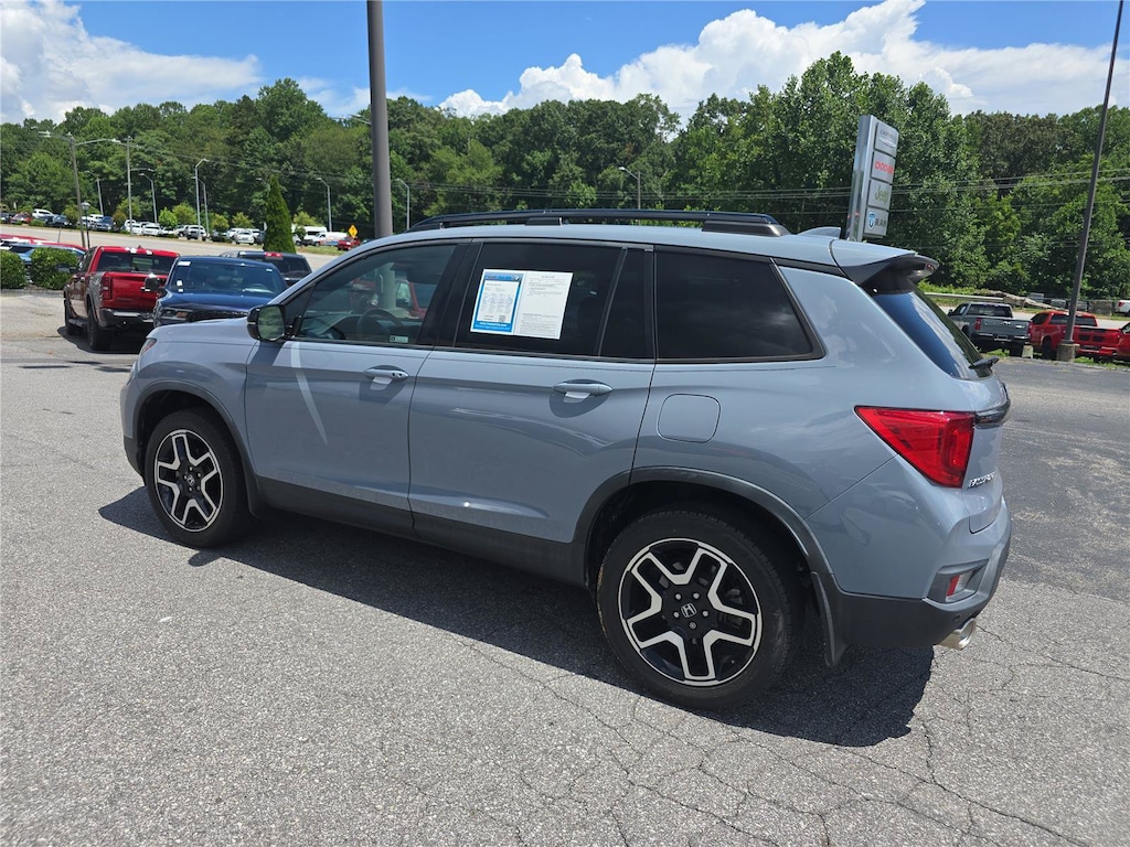 Used 2022 Honda Passport Elite SUV