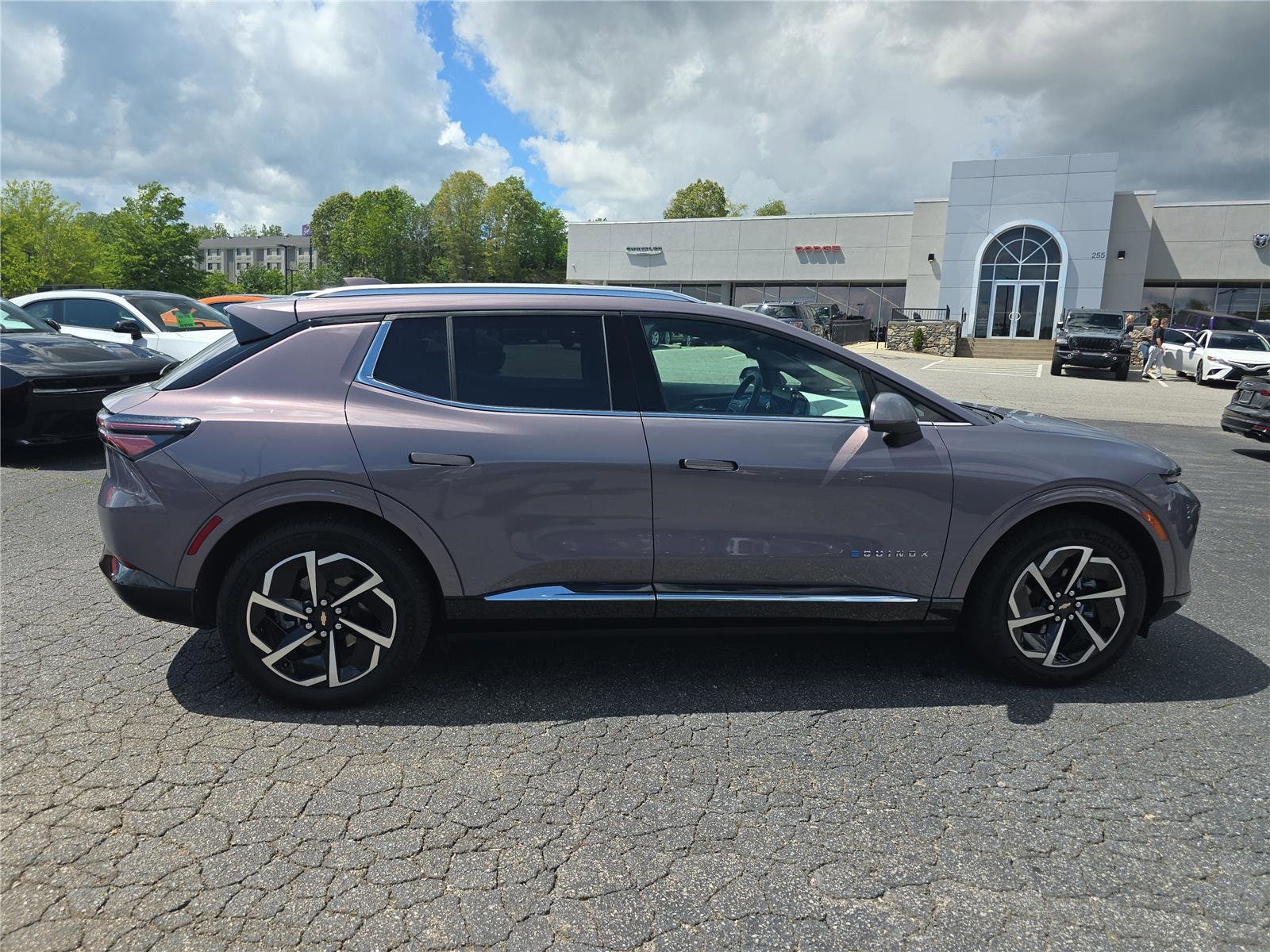 Used 2025 Chevrolet Equinox EV LT with VIN 3GN7DNRP4SS202519 for sale in Asheville, NC