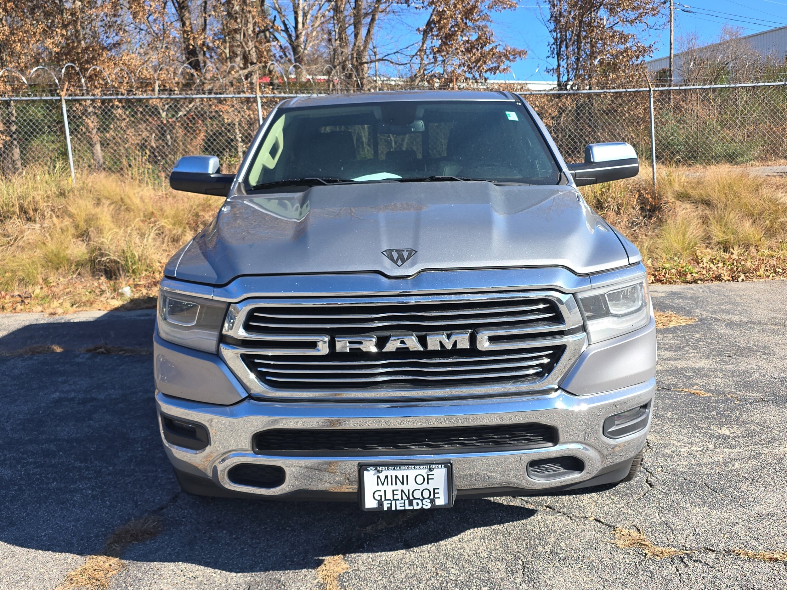 2019 Ram 1500 Laramie photo 2