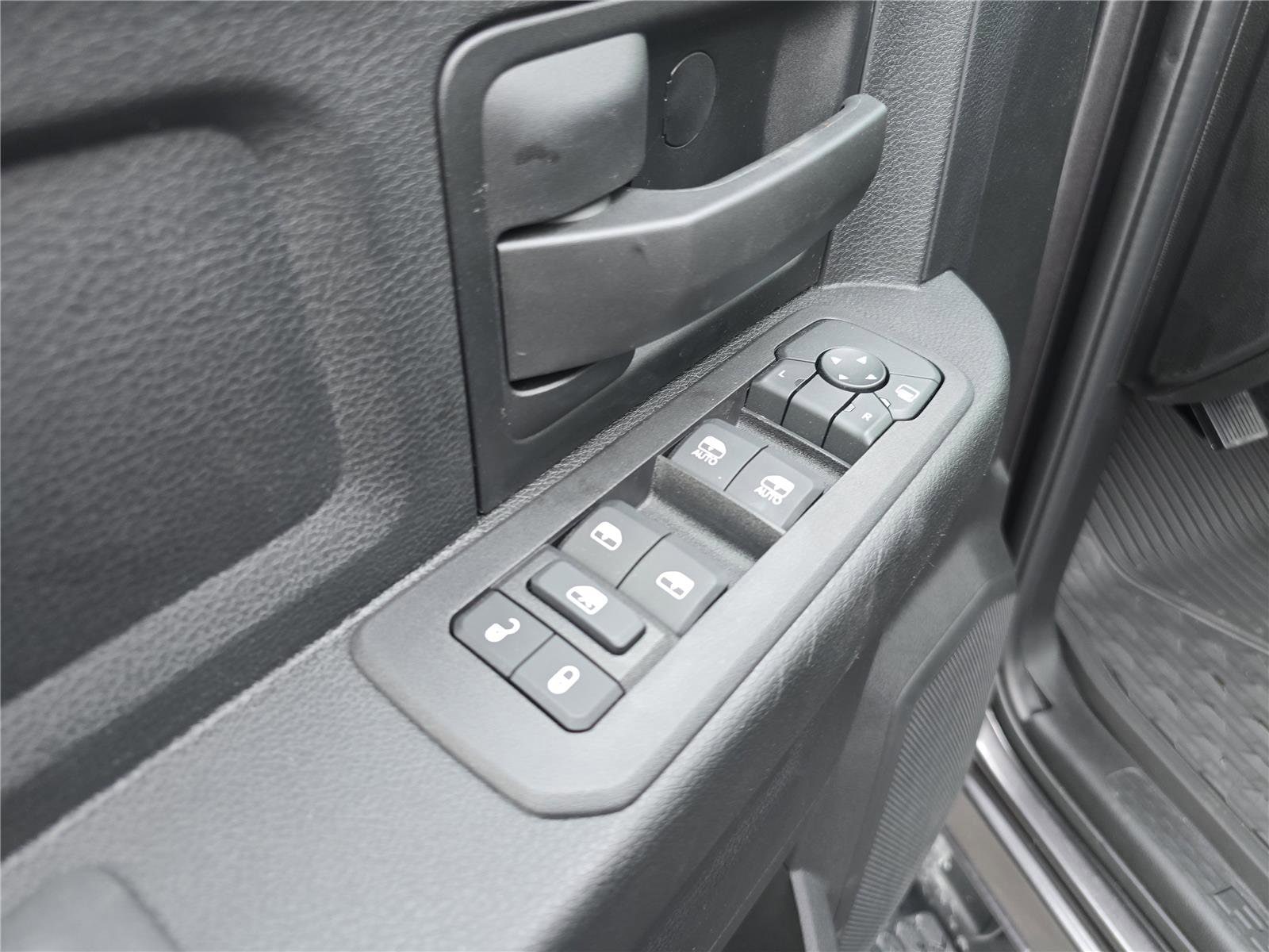 2026 RAM 3500 Tradesman - Photo 20