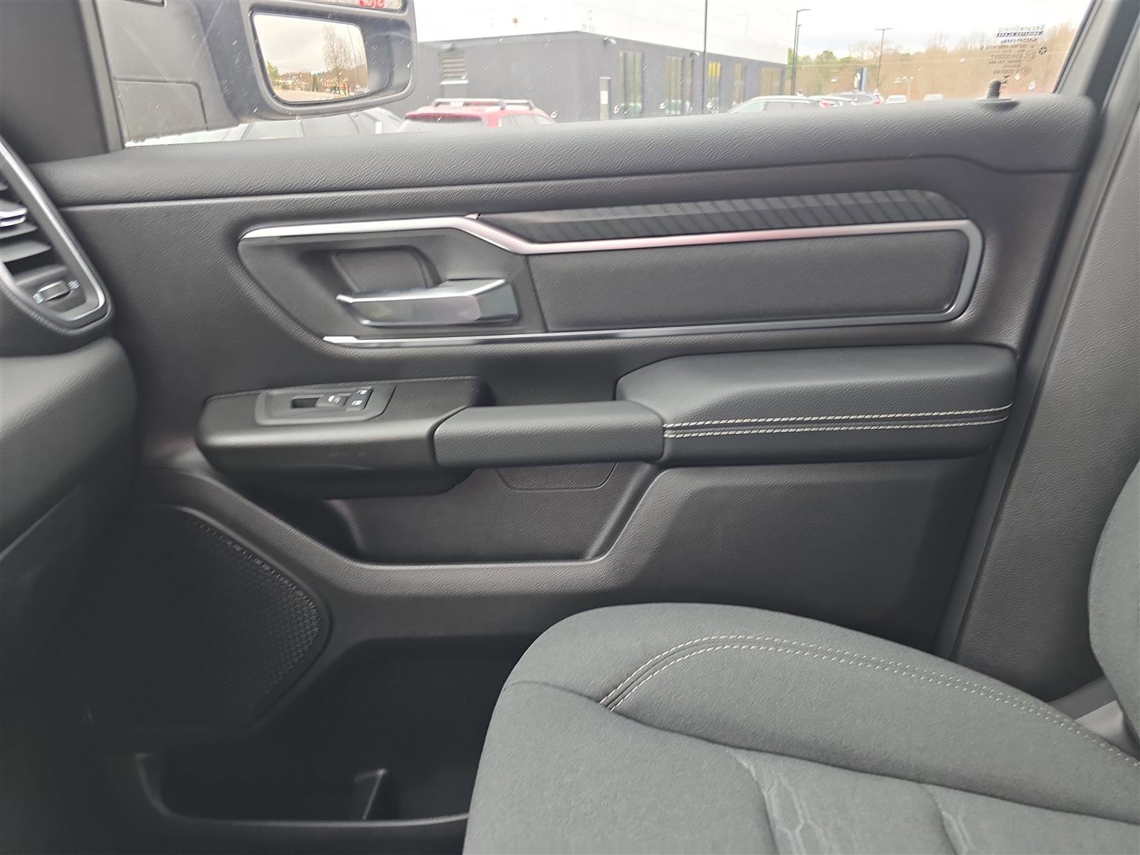2025 RAM 1500 Big Horn/Lone Star - Photo 26