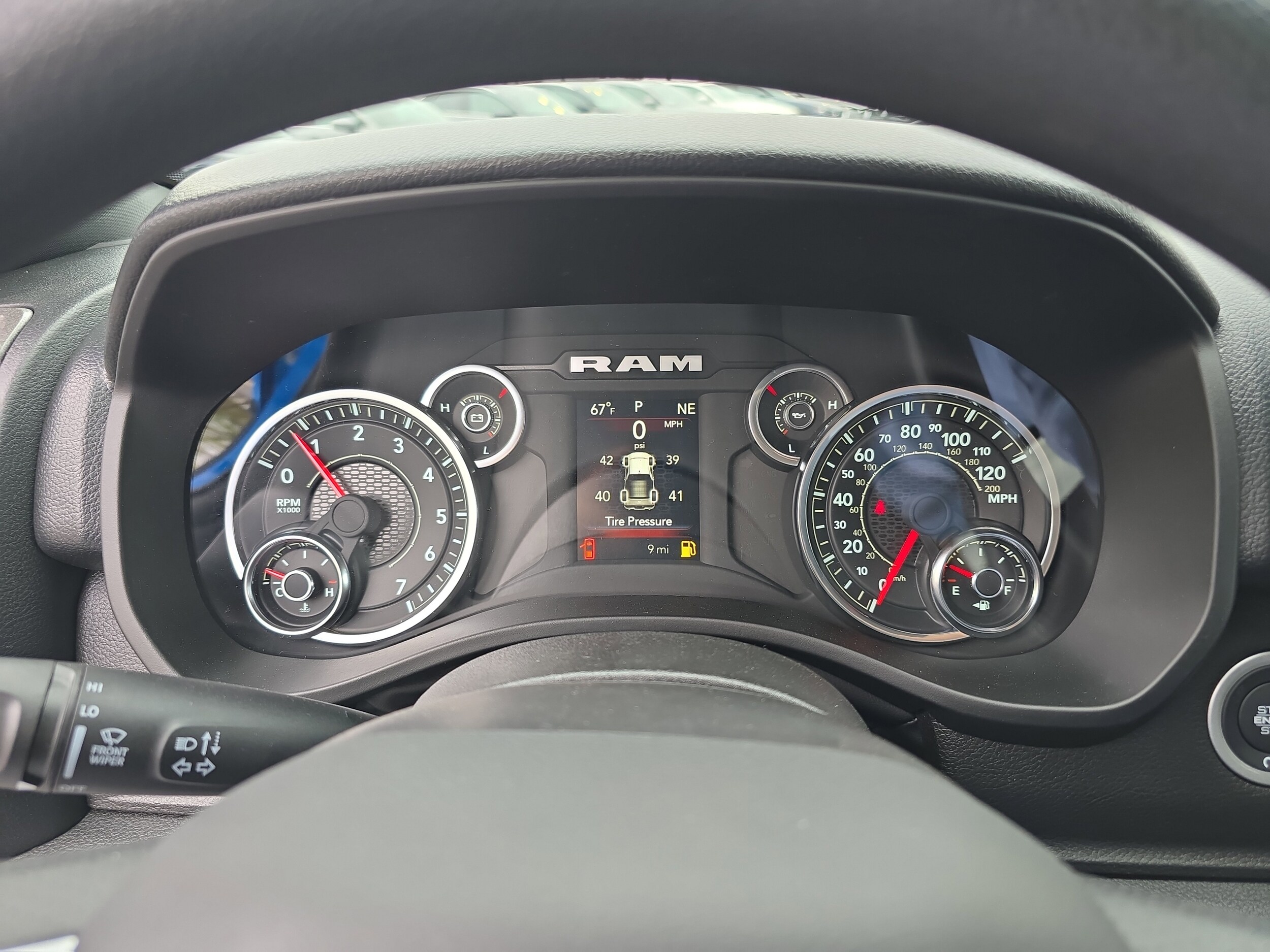 2025 RAM 1500 Tradesman - Photo 33