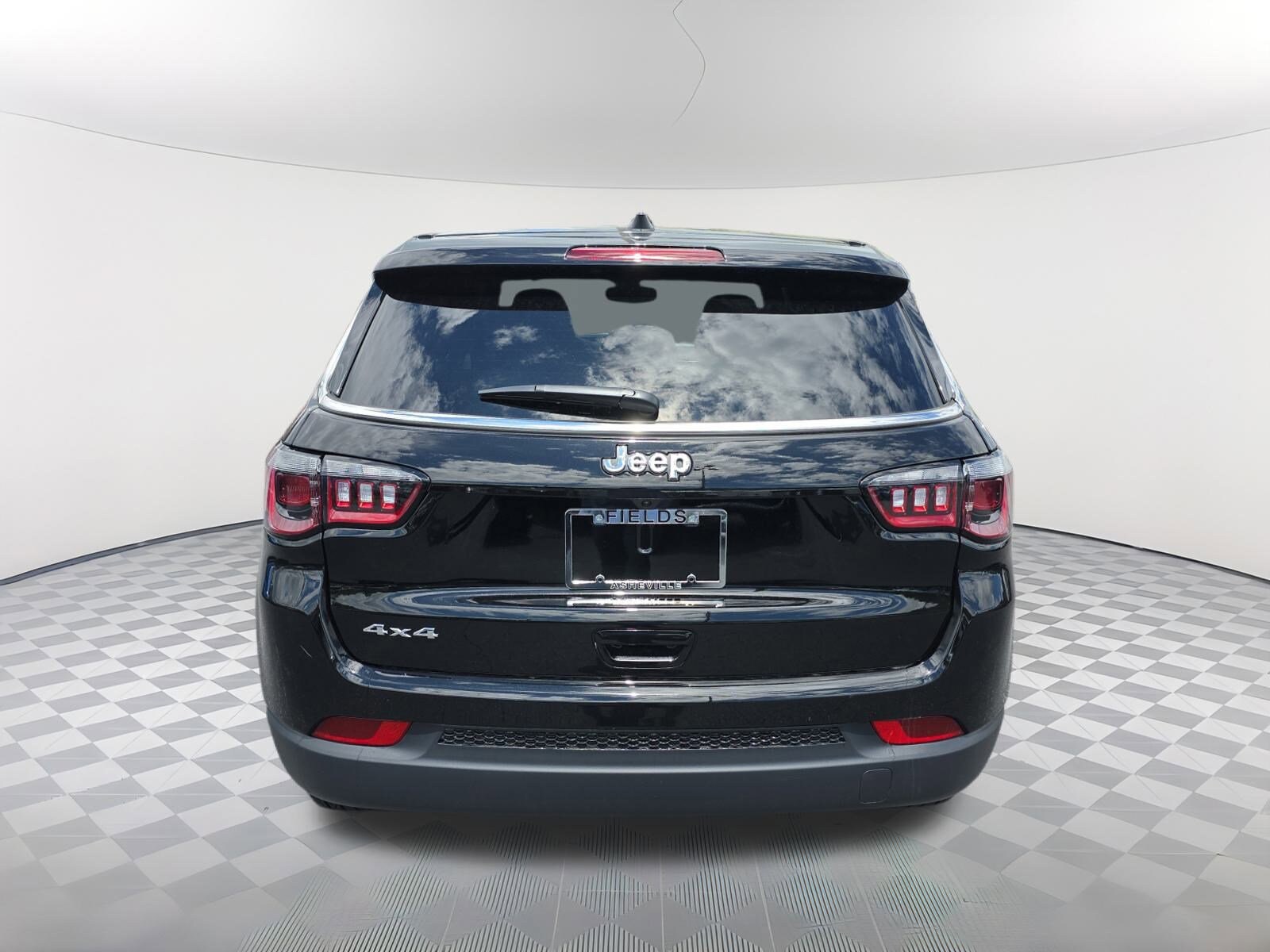 2025 Jeep Compass Sport photo 4