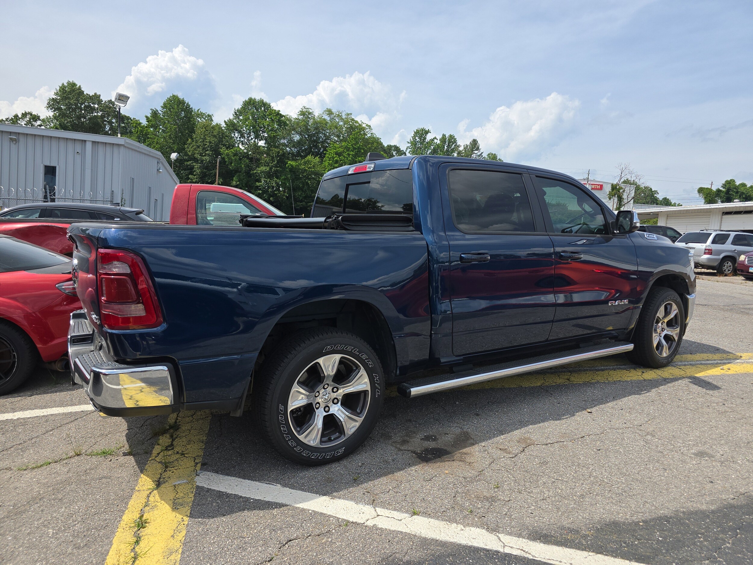 2023 Ram 1500 Laramie photo 2