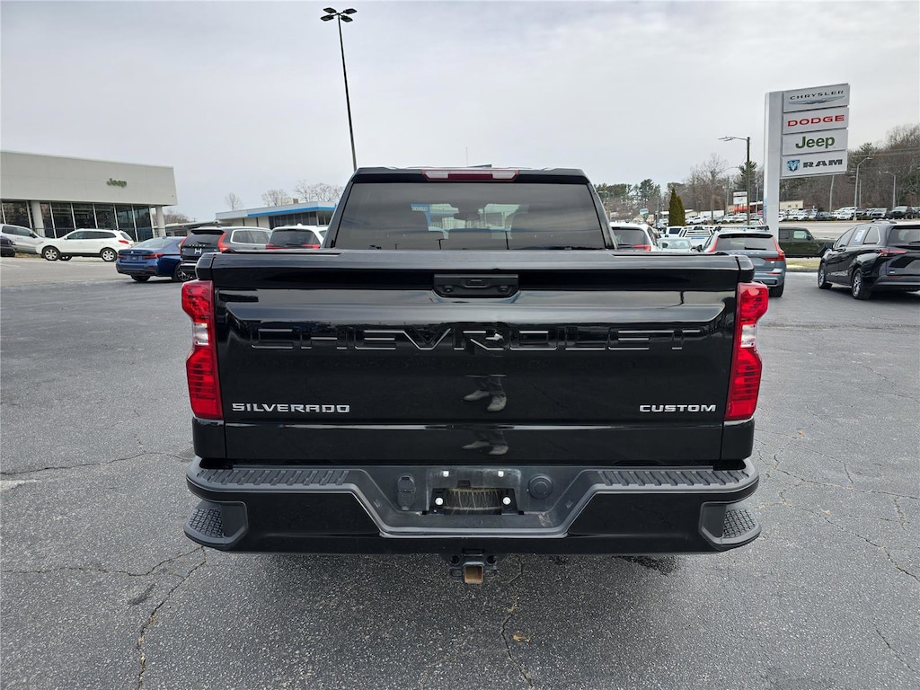 Used 2022 Chevrolet Silverado 1500 Custom Truck