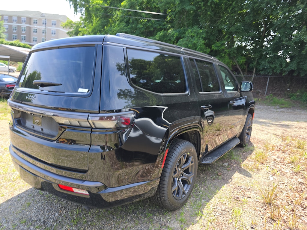 New 2026 Jeep Grand Wagoneer UPLAND 4X4 Sport Utility