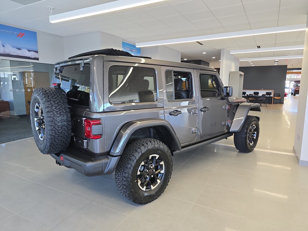 New 2026 Jeep Wrangler 4-DOOR RUBICON Sport Utility