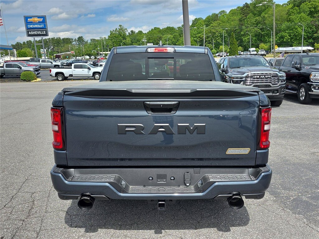 New 2026 Ram 1500 BIG HORN CREW CAB 4X4 5'7 BOX Pickup